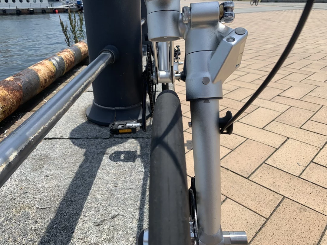 IRUKAのフロントフォーク