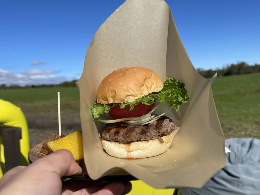 Yogiboヴェルサイユリゾートファーム『びらとり牛のハンバーガー』