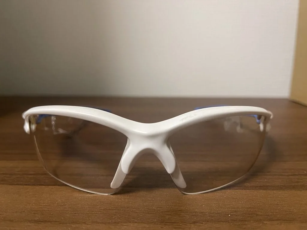 検証用アイウェア塗布後